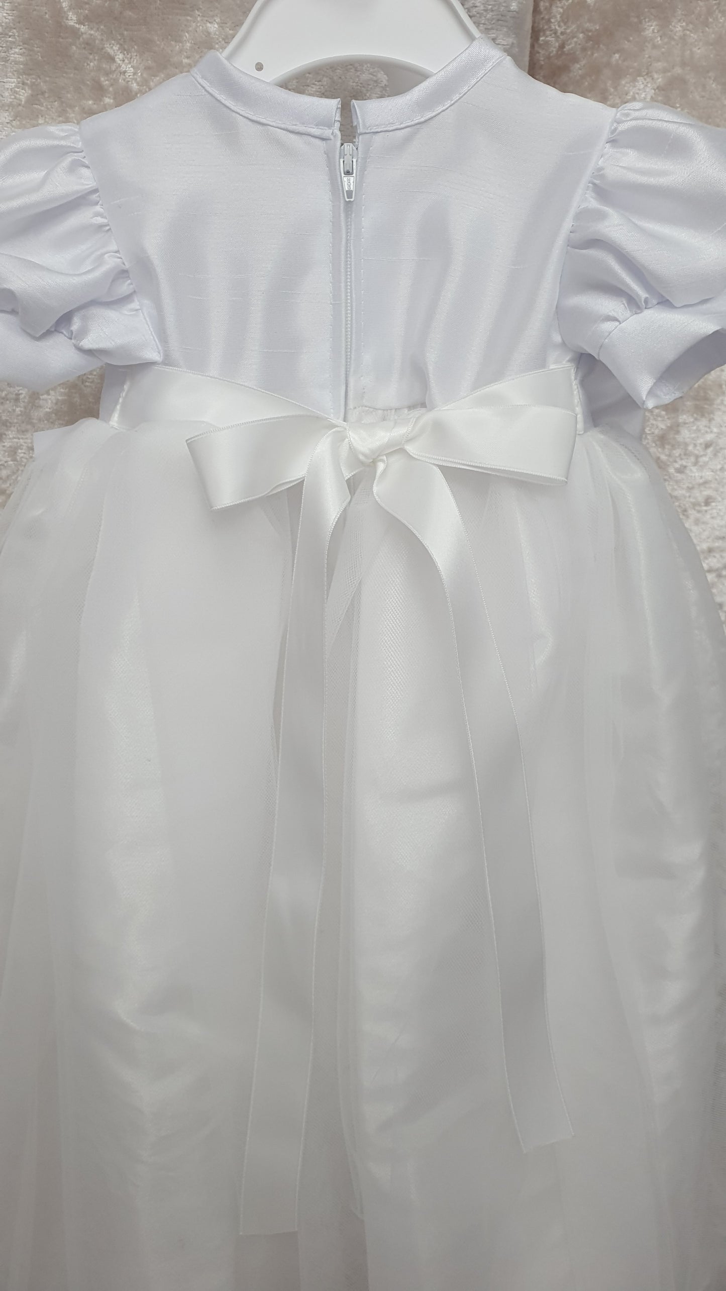 Girls Bow Christening Gown & Bonnet