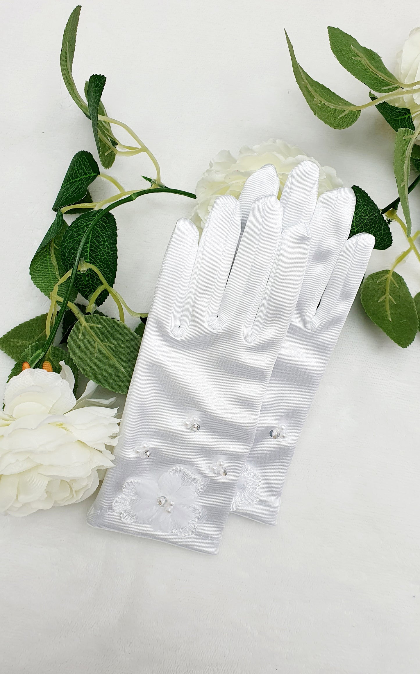 SALE Communion Flower Gloves